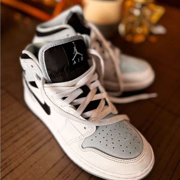 Jordan Shoes - Jordan Mid Aluminum/Grey Fog 5Y